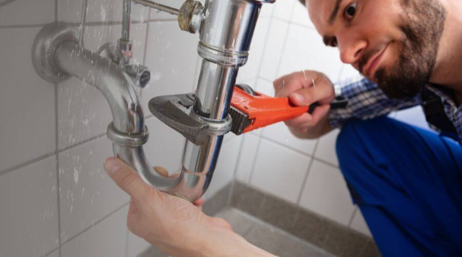 Expert burst pipe repair services in Thornton, WA
